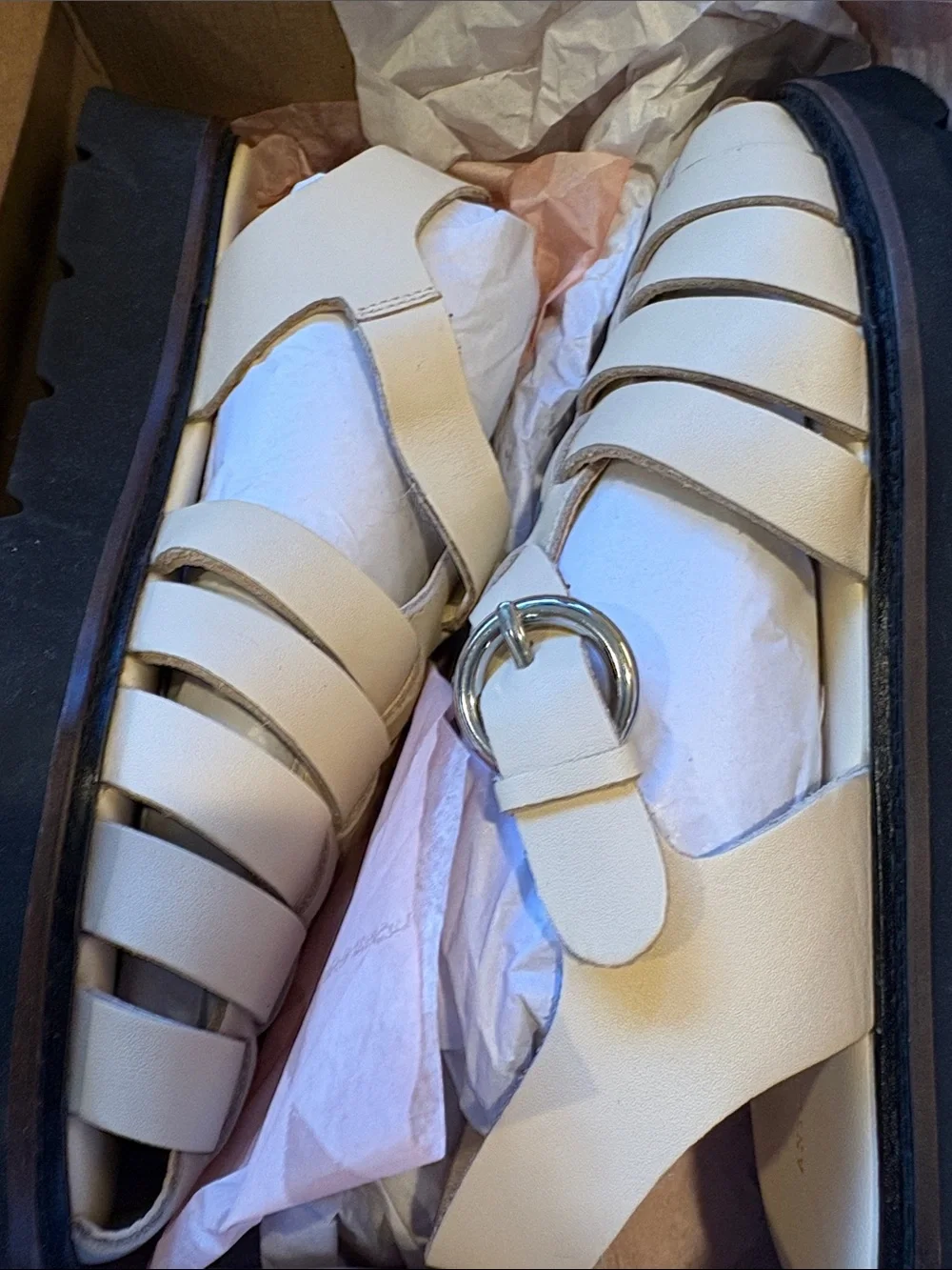 Anthropologie Leather Fisherman Sandals in Cream 7.5 women’s